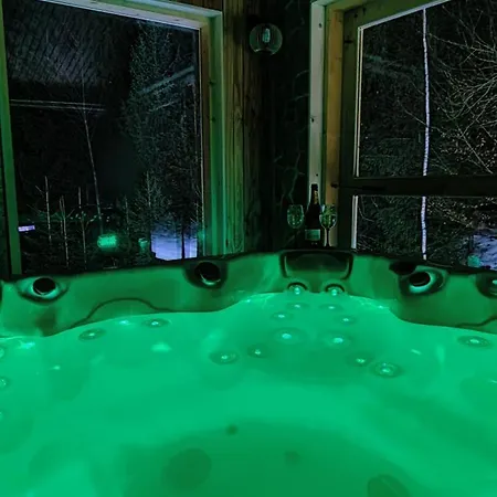 Oskarówka W Górach Na Odludziu Z Jacuzzi I Sauną - Kominek I Netflix Szczawa